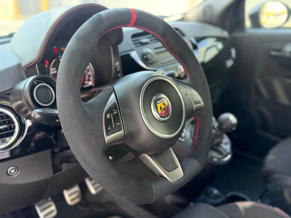 2015 Fiat Abarth 500 - Image 7 of 12