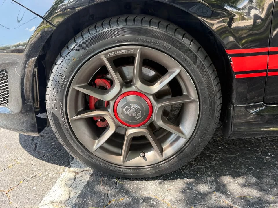 2015 Fiat Abarth 500 - Image 6 of 12