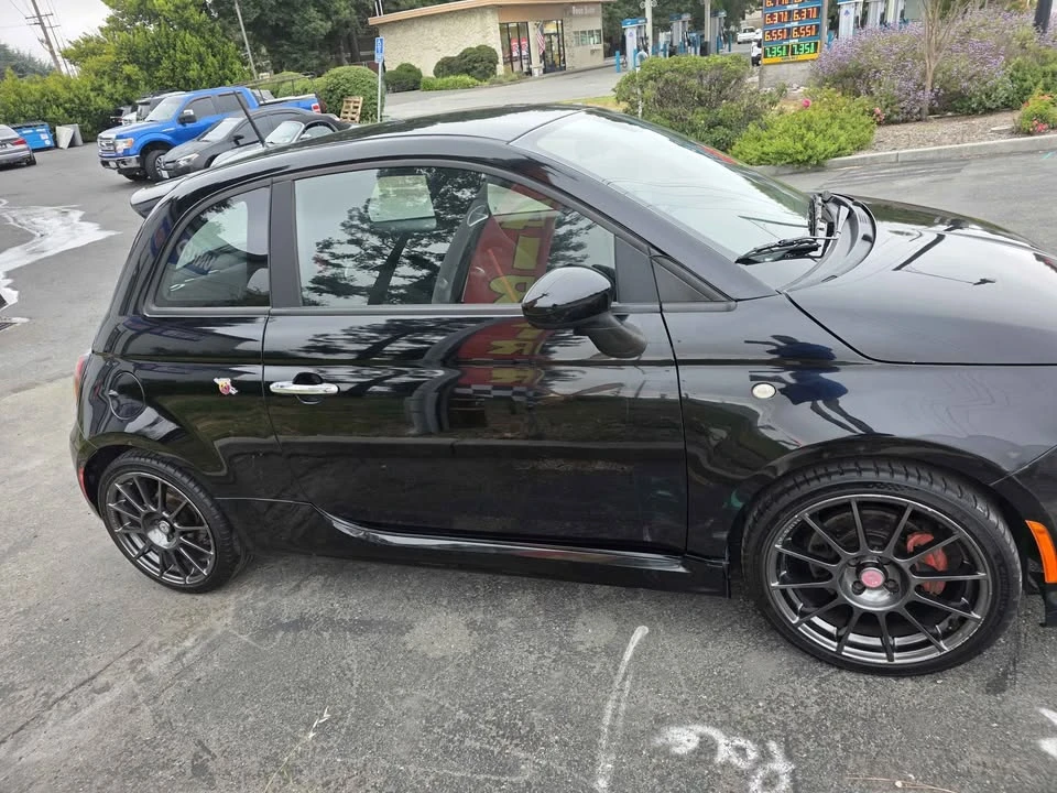2015 Fiat Abarth 500 - Image 3 of 11