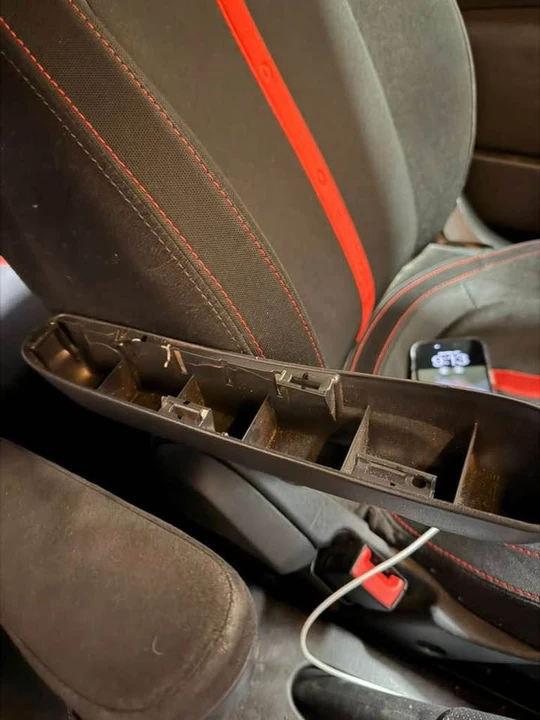 2015 Fiat Abarth 500 - Image 7 of 10