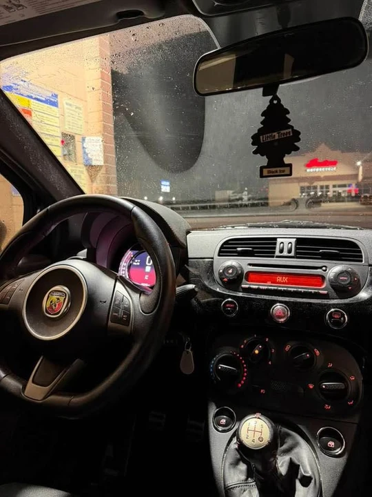 2015 Fiat Abarth 500 - Image 9 of 10