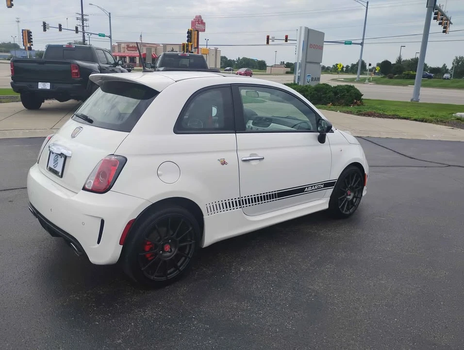 2015 Fiat Abarth 500 - Image 11 of 12