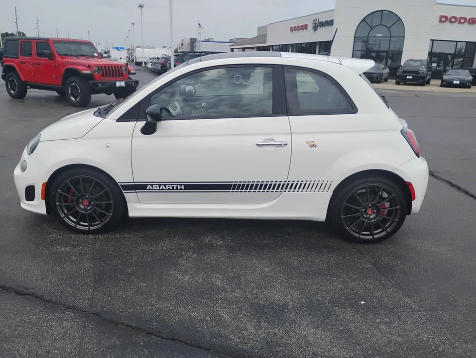 2015 Fiat Abarth 500 - Image 6 of 12