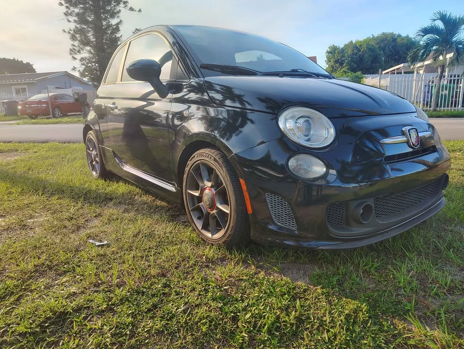 2015 Fiat Abarth 500 - Image 2 of 10