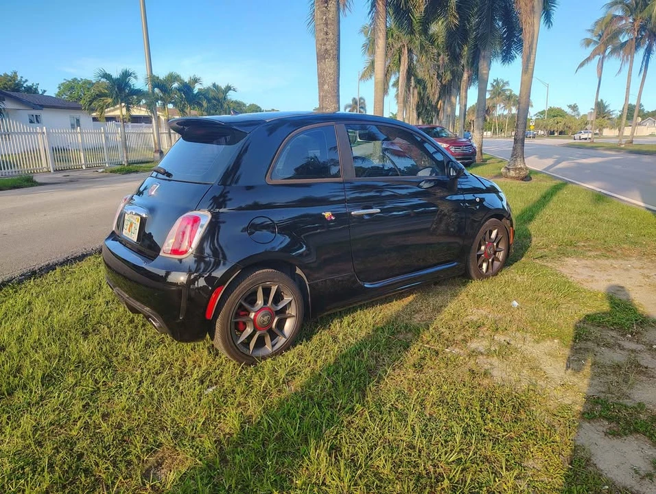 2015 Fiat Abarth 500 - Image 5 of 10