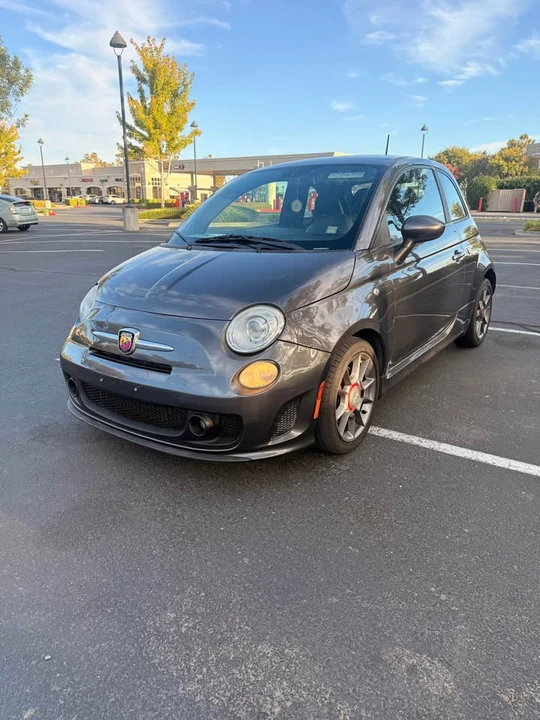 2015 Fiat Abarth 500 - Image 2 of 8