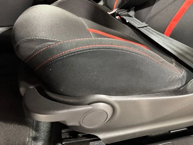 2015 Fiat Abarth 500 - Image 6 of 17