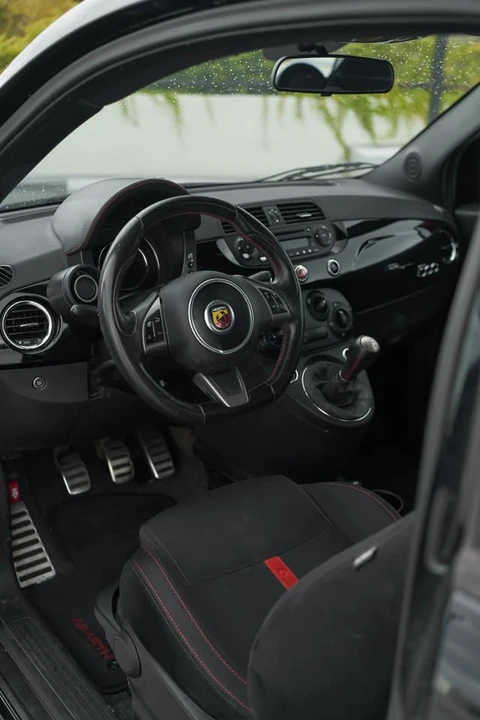 2015 Fiat Abarth 500 - Image 10 of 16