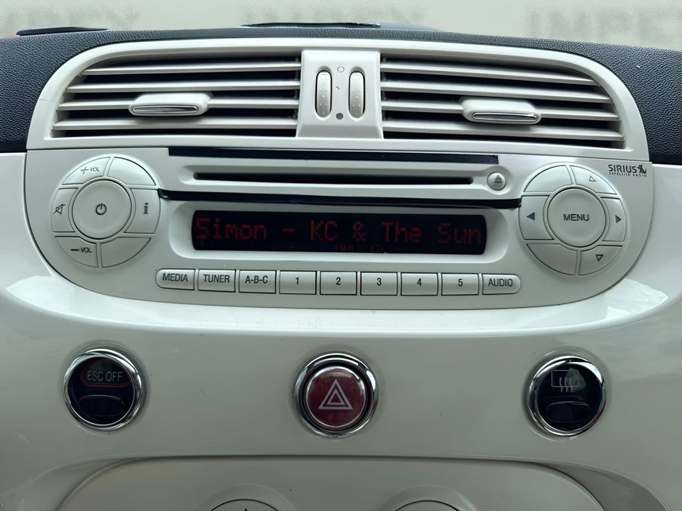 2015 Fiat 500 - Image 9 of 21