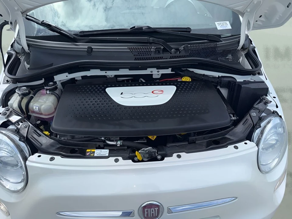 2015 Fiat 500 - Image 16 of 21