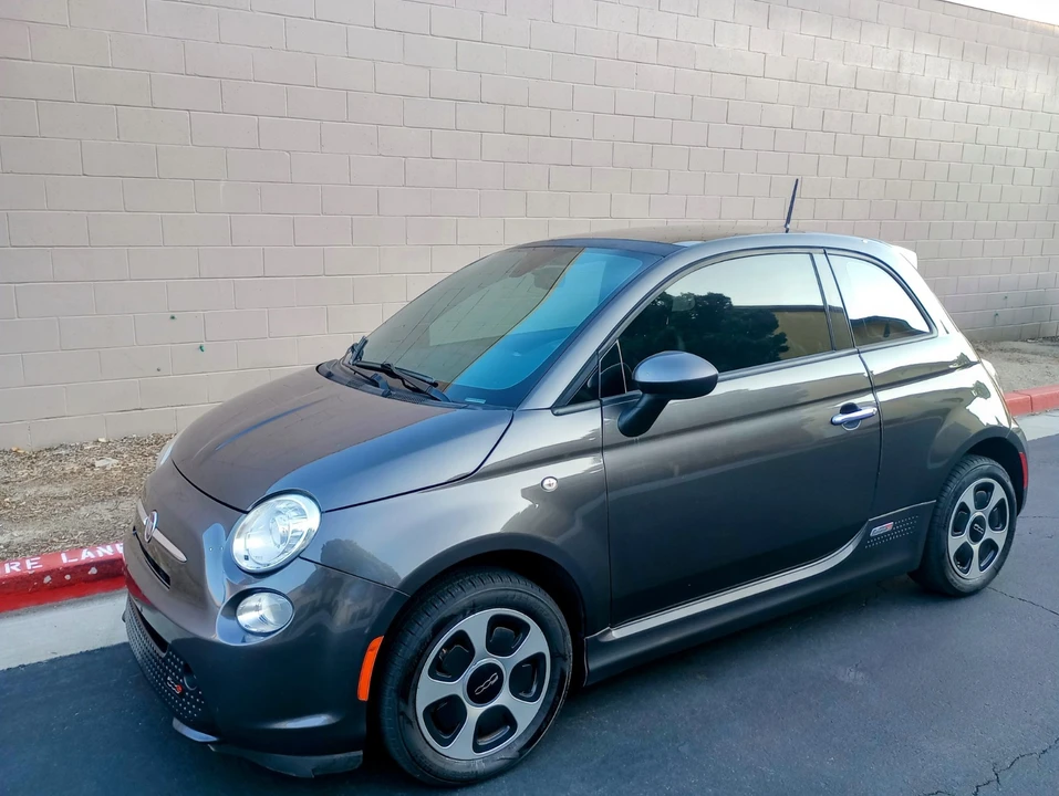 2015 Fiat 500e - Image 4 of 17