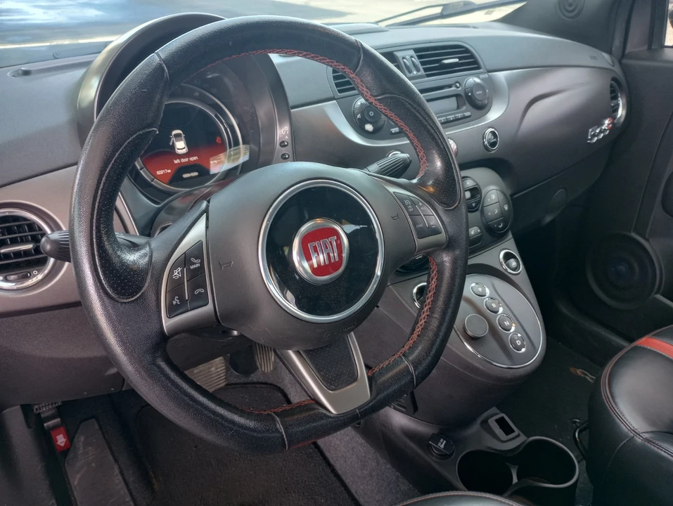 2015 Fiat 500e - Image 9 of 17