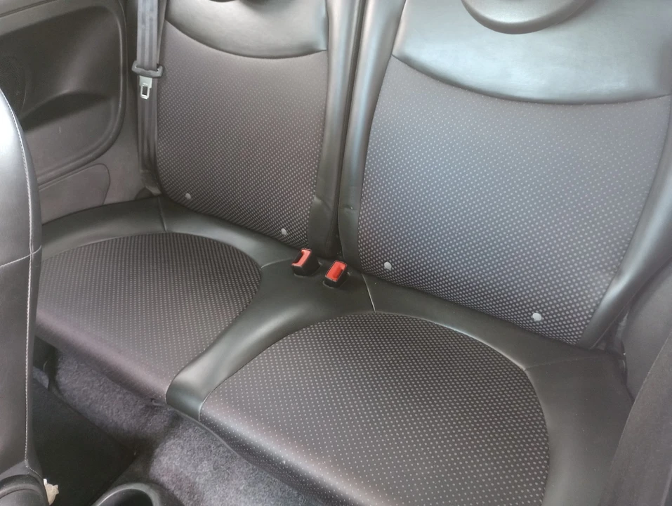 2015 Fiat 500e - Image 15 of 17