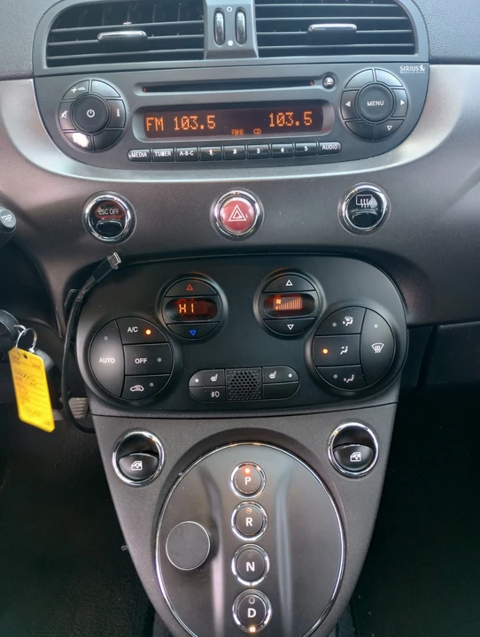 2015 Fiat 500e - Image 12 of 17