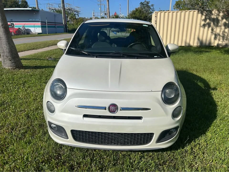 2015 Fiat 500 - Image 2 of 11