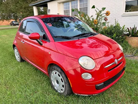 2015 Fiat 500 Easy Hatchback 2D