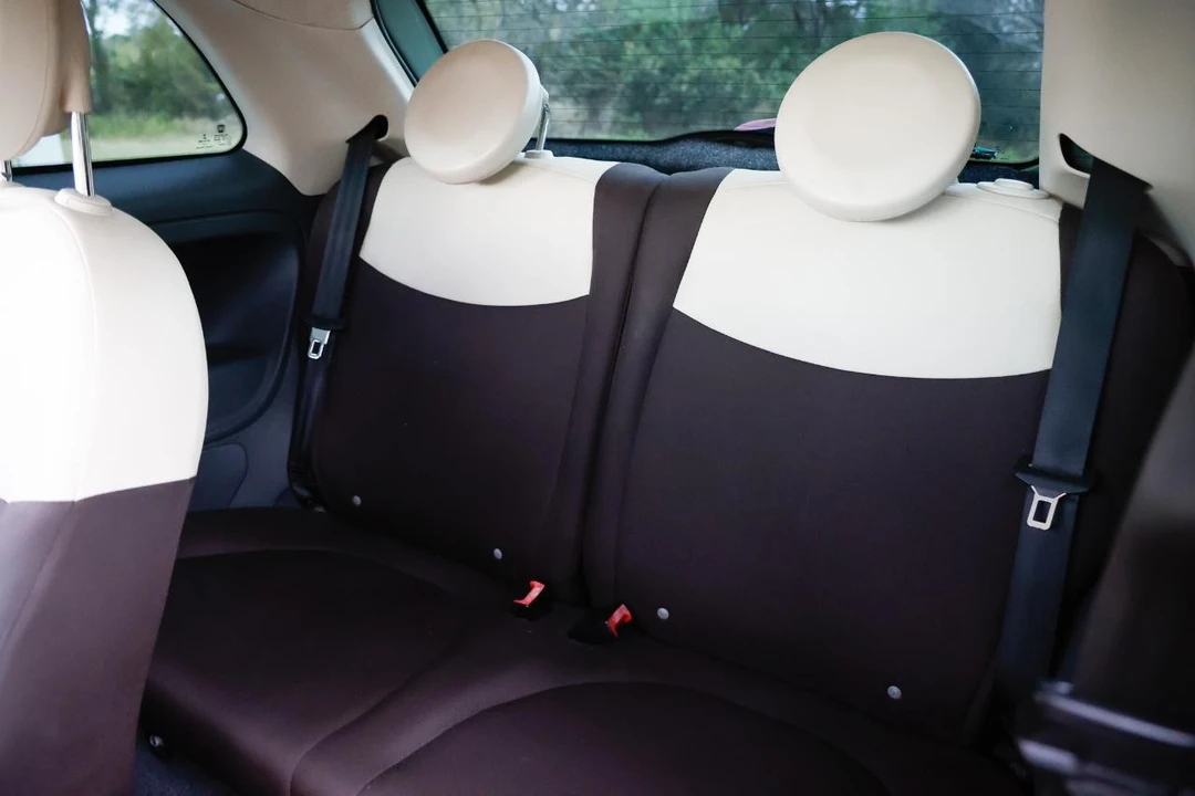 2015 Fiat 500 - Image 8 of 12