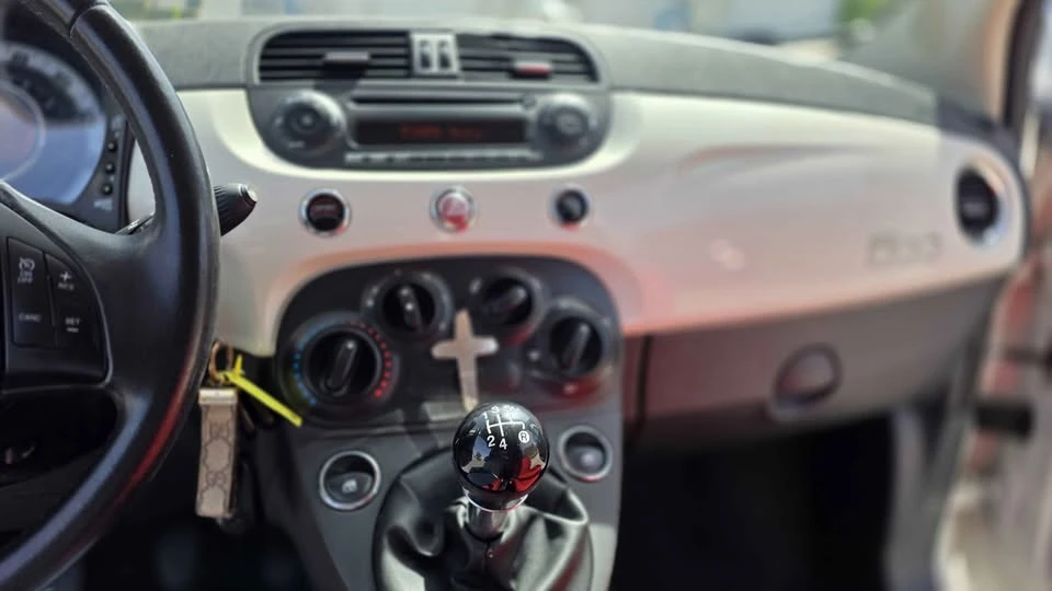 2015 Fiat 500 - Image 10 of 13