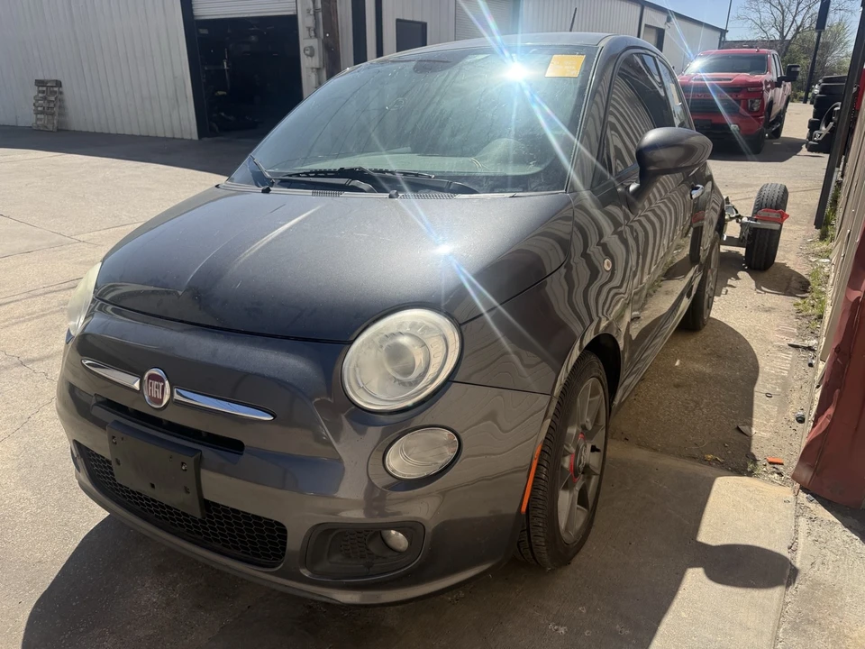 2015 Fiat 500 - Image 2 of 4