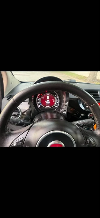 2015 Fiat 500 - Image 7 of 11