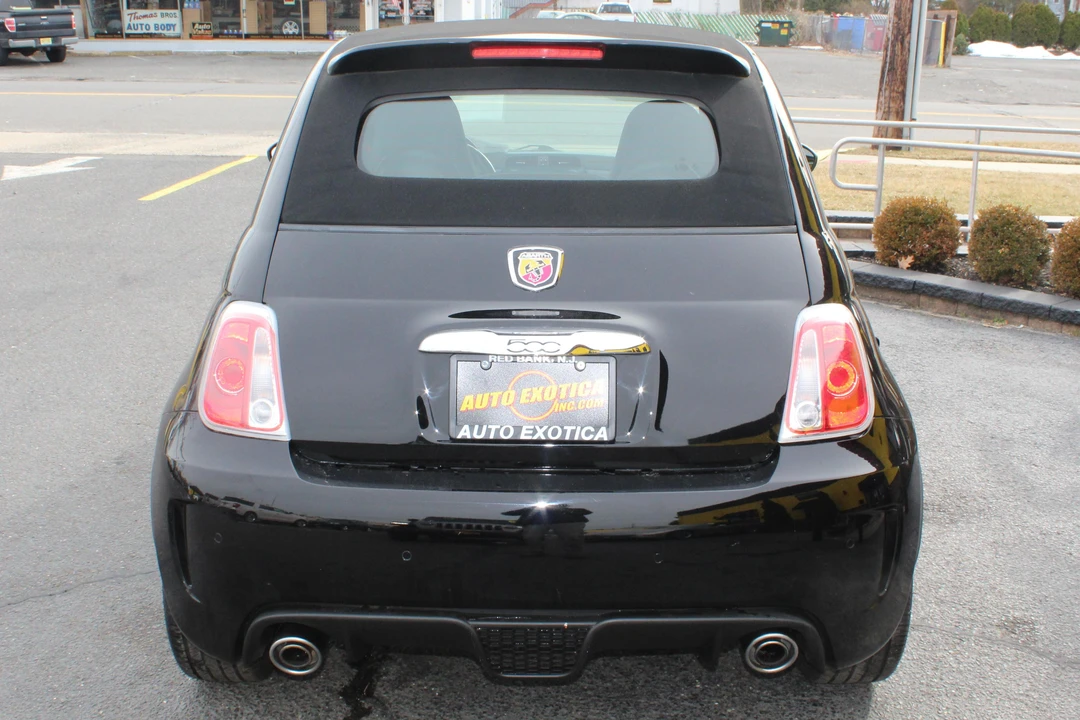 2015 Fiat Abarth 500 - Image 9 of 9