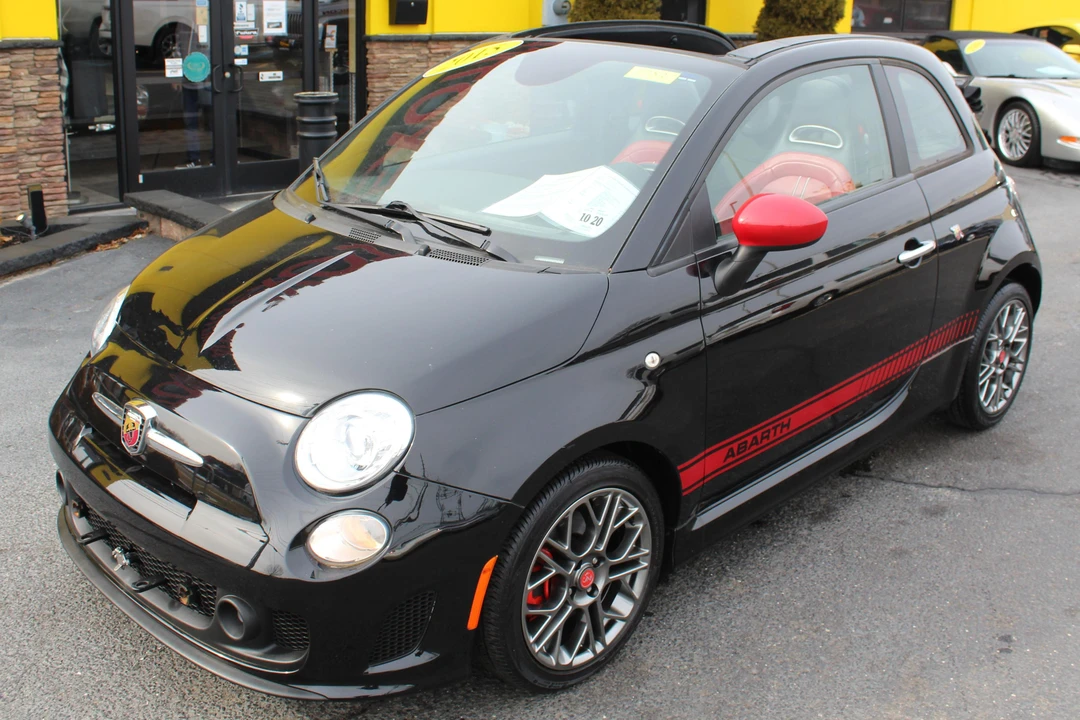 2015 Fiat Abarth 500 - Image 6 of 9