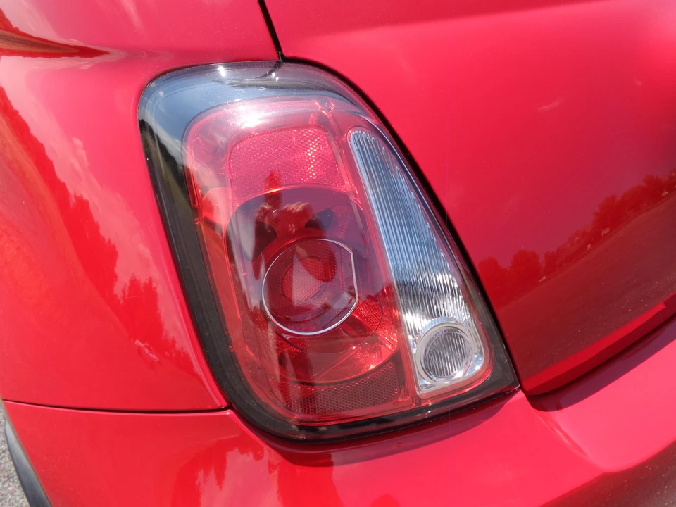 2015 Fiat Abarth 500 - Image 21 of 28