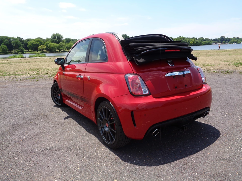 2015 Fiat Abarth 500 - Image 13 of 28