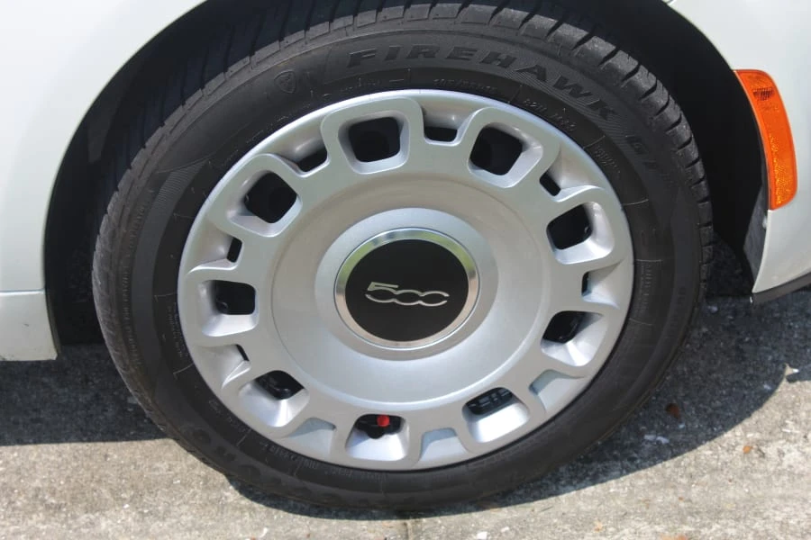 2015 Fiat 500 - Image 18 of 30
