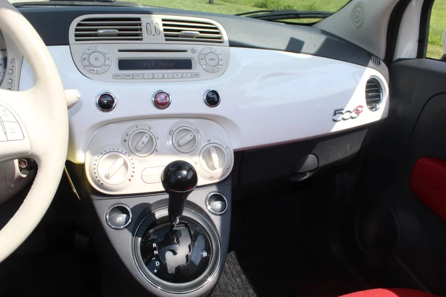 2015 Fiat 500 - Image 25 of 30