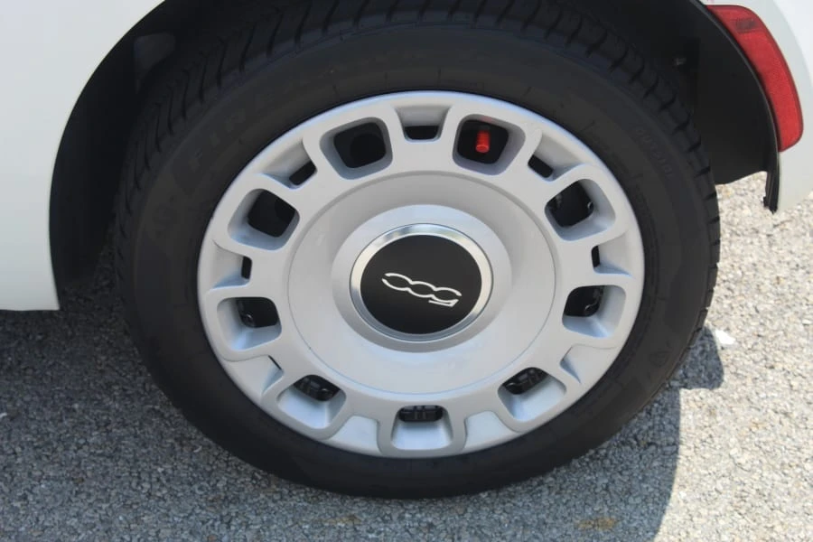 2015 Fiat 500 - Image 17 of 30