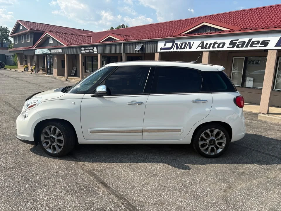 2015 Fiat 500 - Image 2 of 20