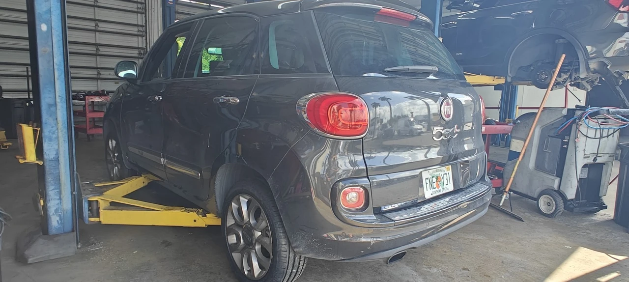 2015 Fiat 500 - Image 4 of 21