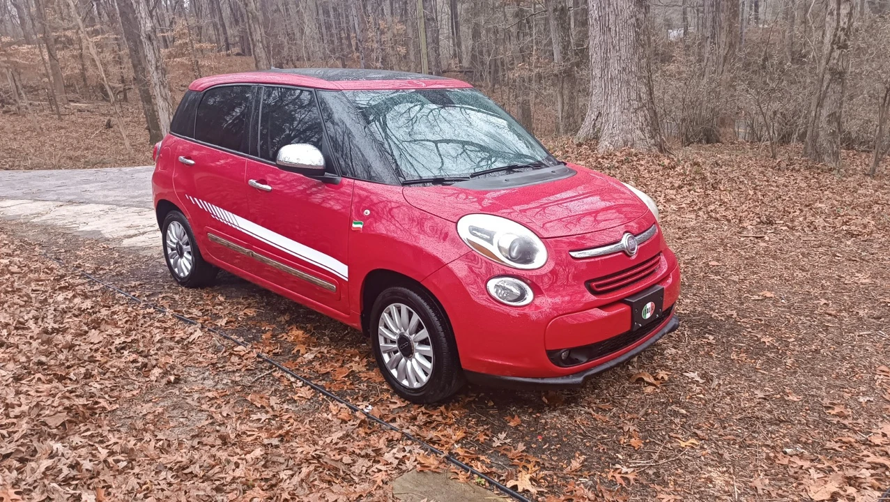 2015 Fiat 500 - Image 2 of 12
