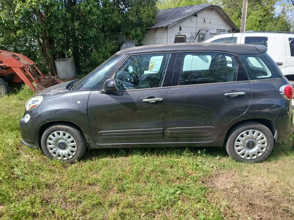 2015 Fiat 500 - Image 2 of 6
