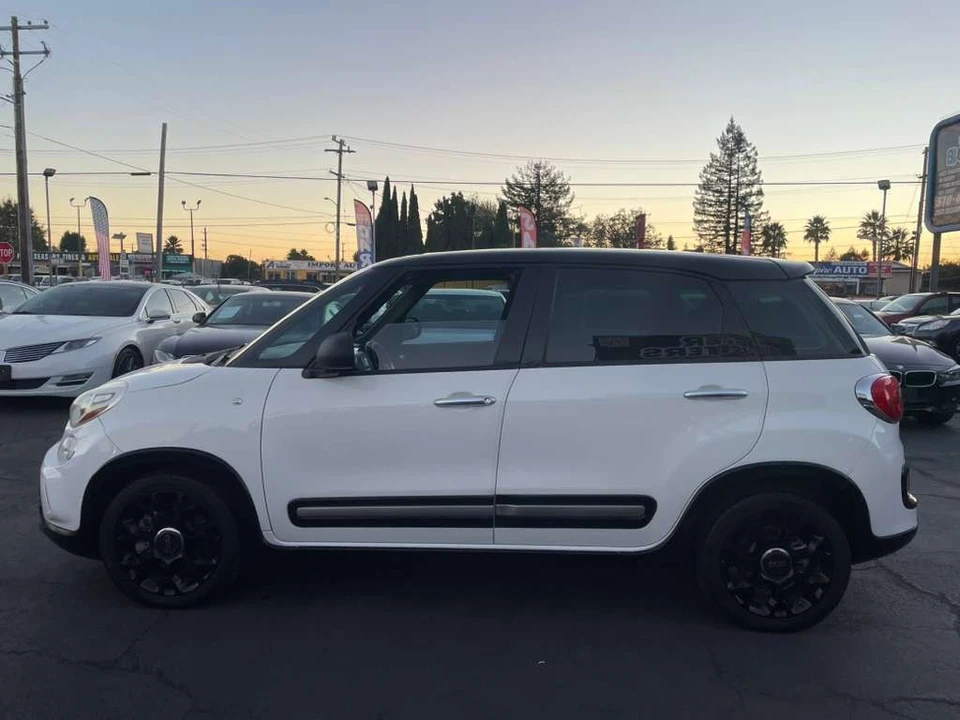 2015 Fiat 500 - Image 3 of 17