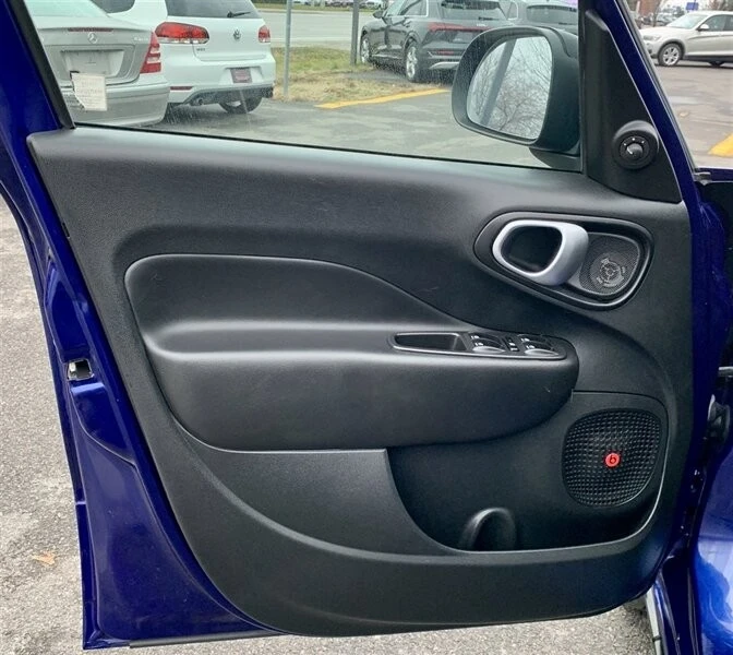 2015 Fiat 500 - Image 9 of 18