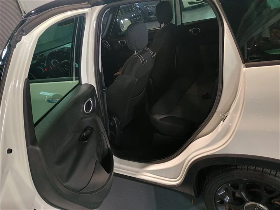 2015 Fiat 500 - Image 26 of 31