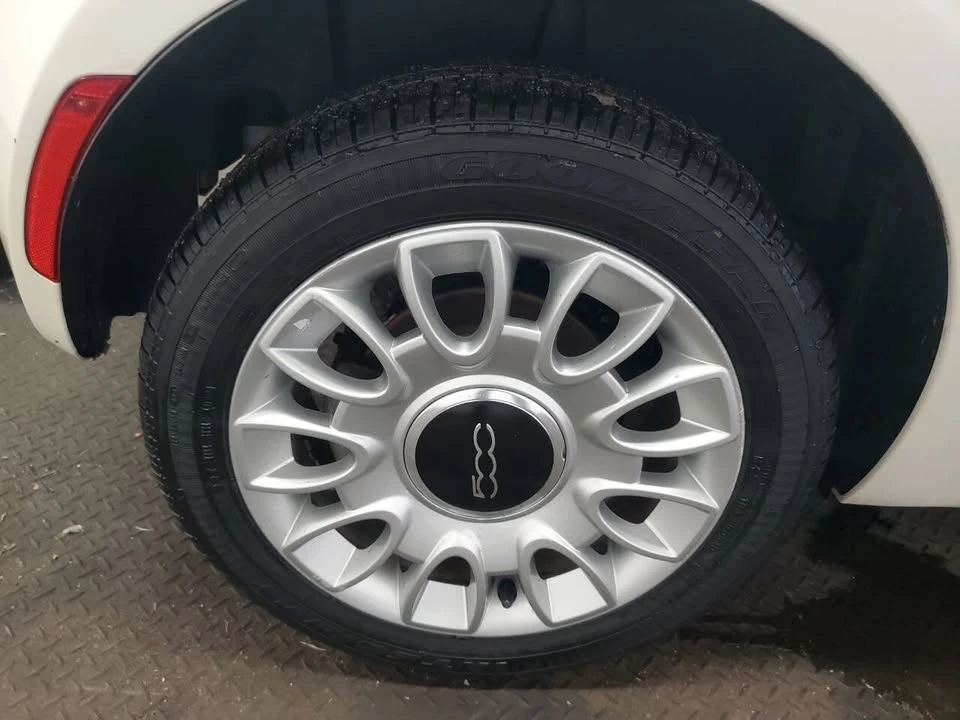 2015 Fiat 500 - Image 16 of 19