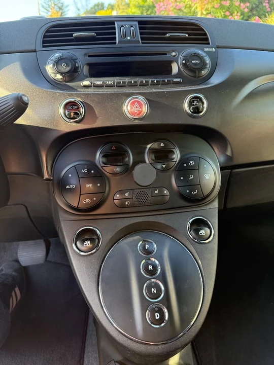 2015 Fiat 500e - Image 6 of 14