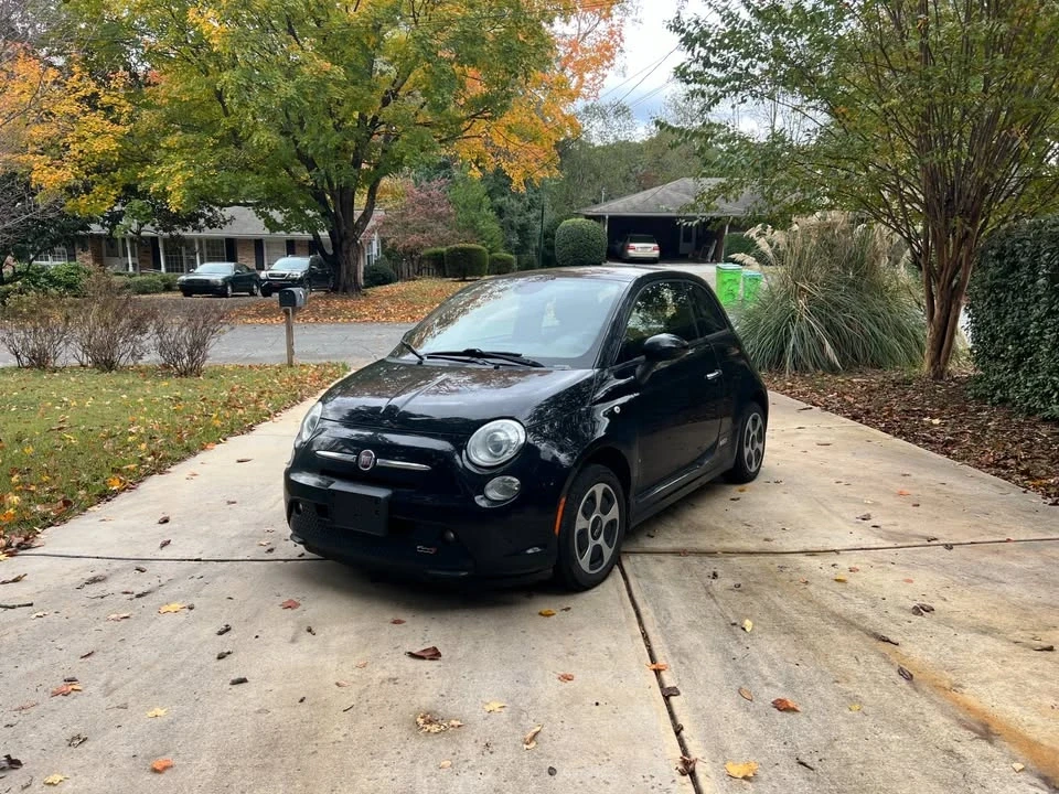 2015 Fiat 500e - Image 2 of 16
