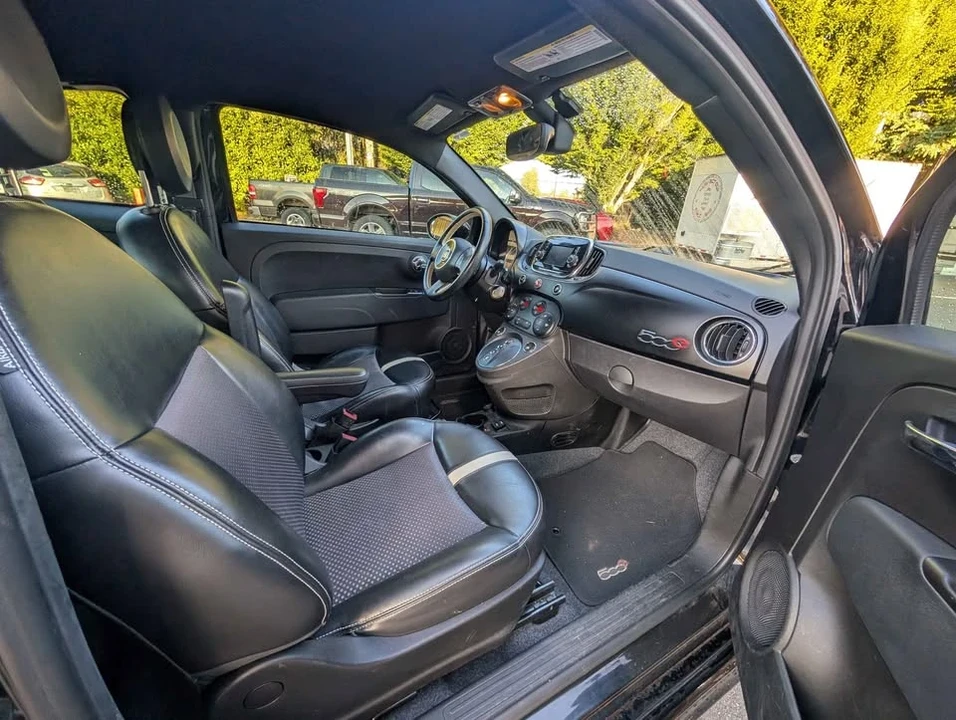 2015 Fiat 500e - Image 8 of 11