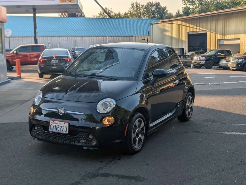 2015 Fiat 500e - Image 11 of 11