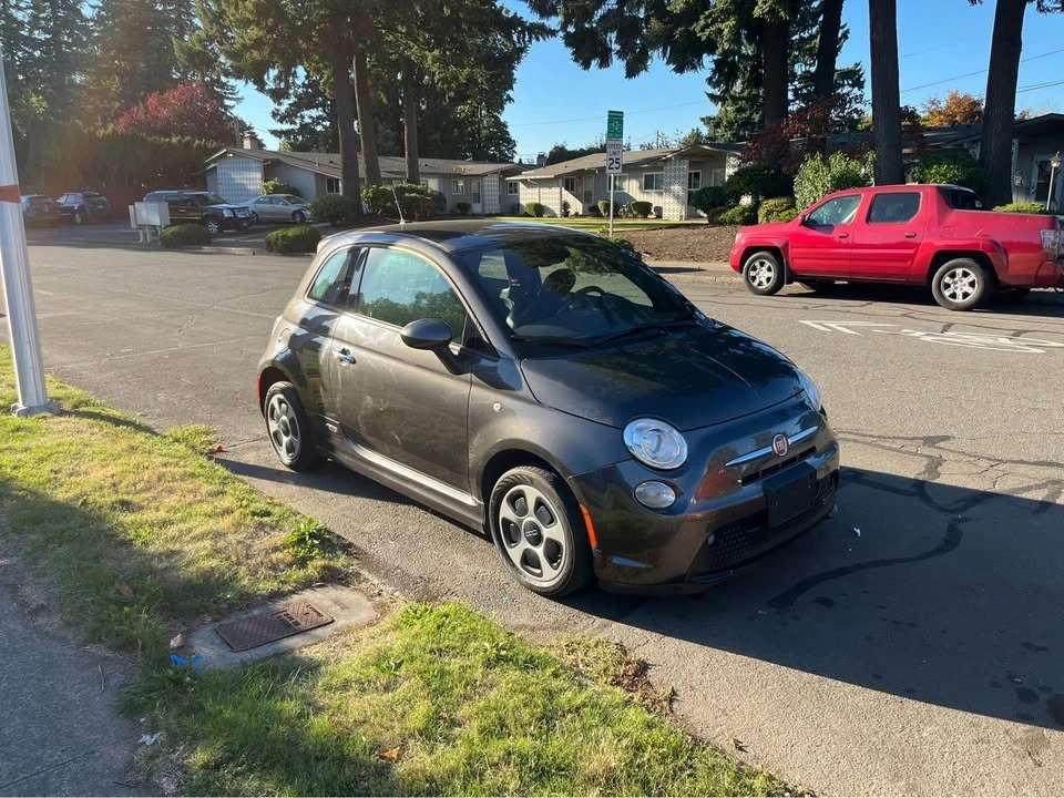 2015 Fiat 500e - Image 3 of 11