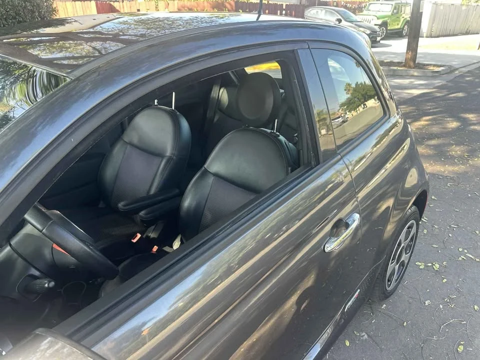 2015 Fiat 500e - Image 7 of 12
