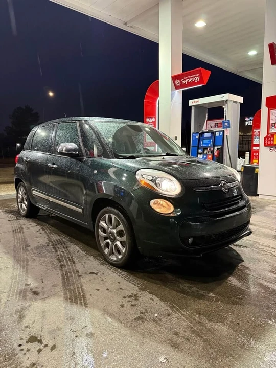 2015 Fiat 500 - Image 2 of 11