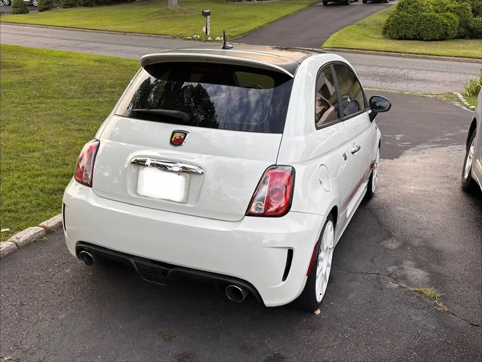 2015 Fiat Abarth 500 - Image 6 of 13