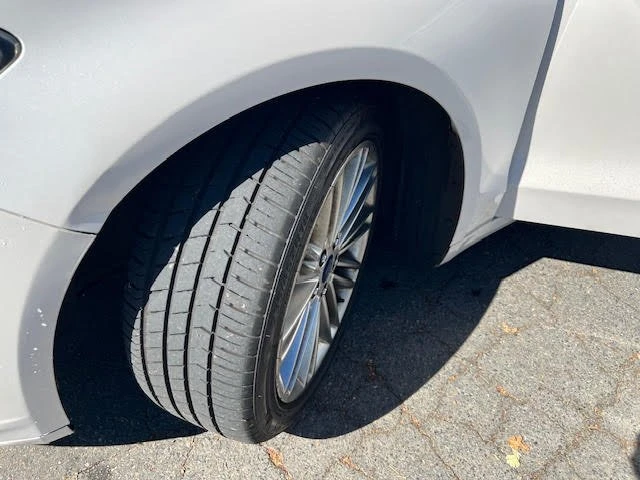 2015 Ford Fusion 2nd Gen - Image 16 of 17