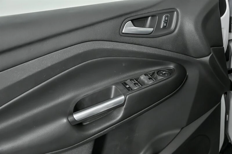 2015 Ford C-Max - Image 17 of 21