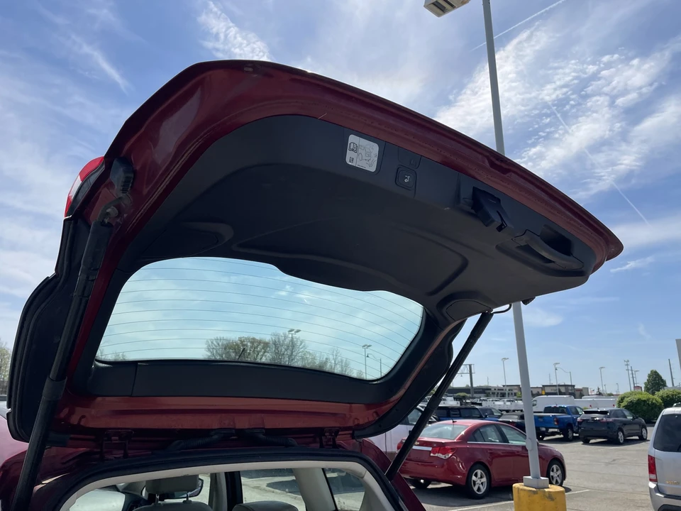 2015 Ford C-Max - Image 18 of 31